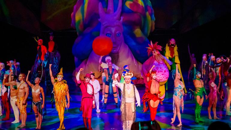 O imperdível Cirque du Soleil original. A trupe internacional do Mystère mostra que a própria vida é um mistério.