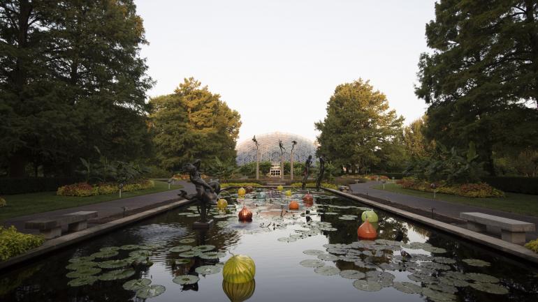 密苏里州植物园的倒影池