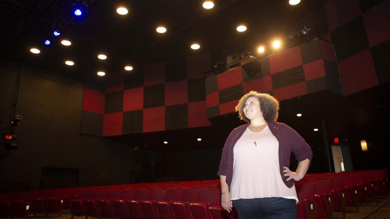 Capri Theater 剧院的 Lady Lark Capri Theater 剧院的 Lady Lark