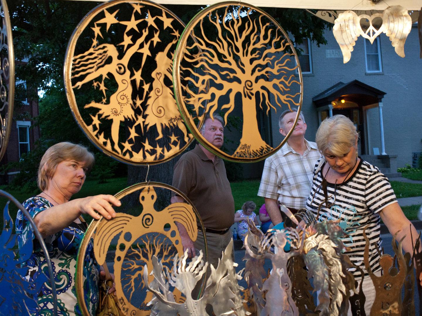 À la découverte des œuvres d’art exposées lors du Lower Town Arts & Music Festival