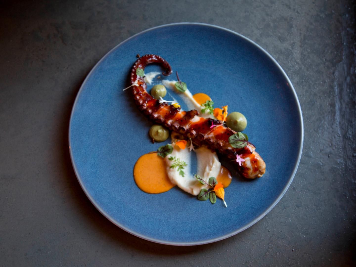 헌츠빌 레스토랑 위크에 현지 식당에서 내놓은 메뉴