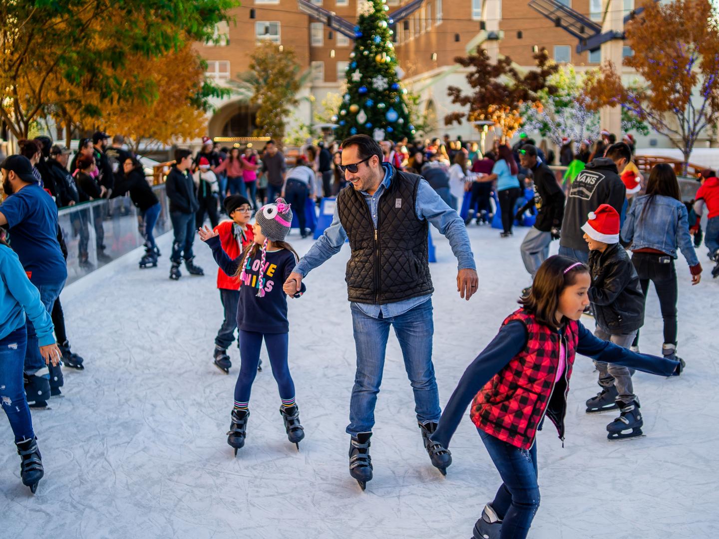 Session de patinage à El Paso, Texas, pendant le WinterFest