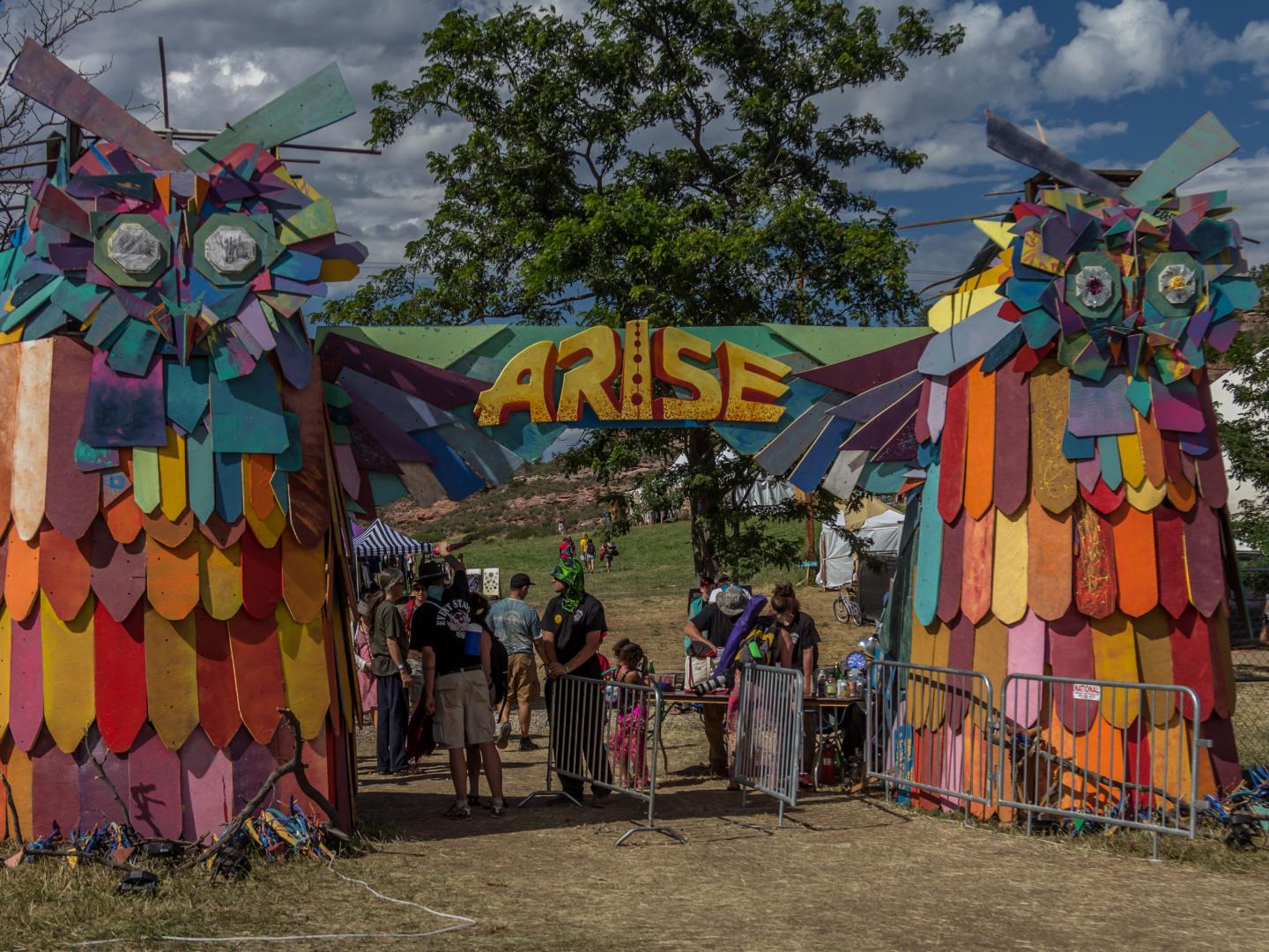 Affiche pour le Arise Music Festival, dans le Colorado