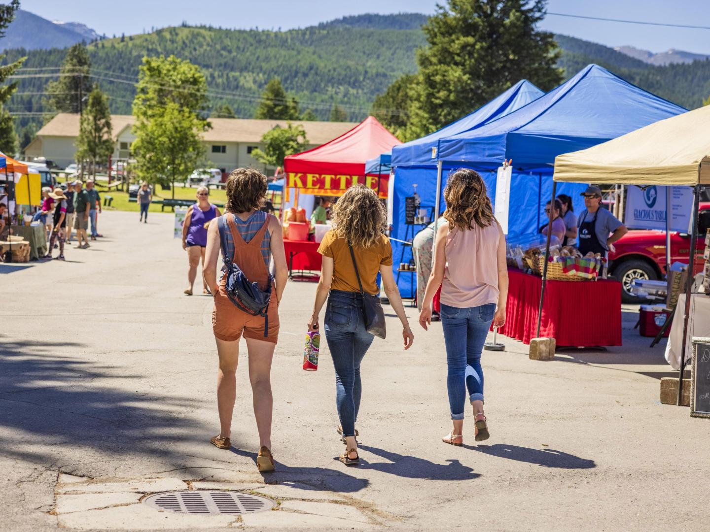 Shoppers browsing the Farmers Market in Libby, Montana