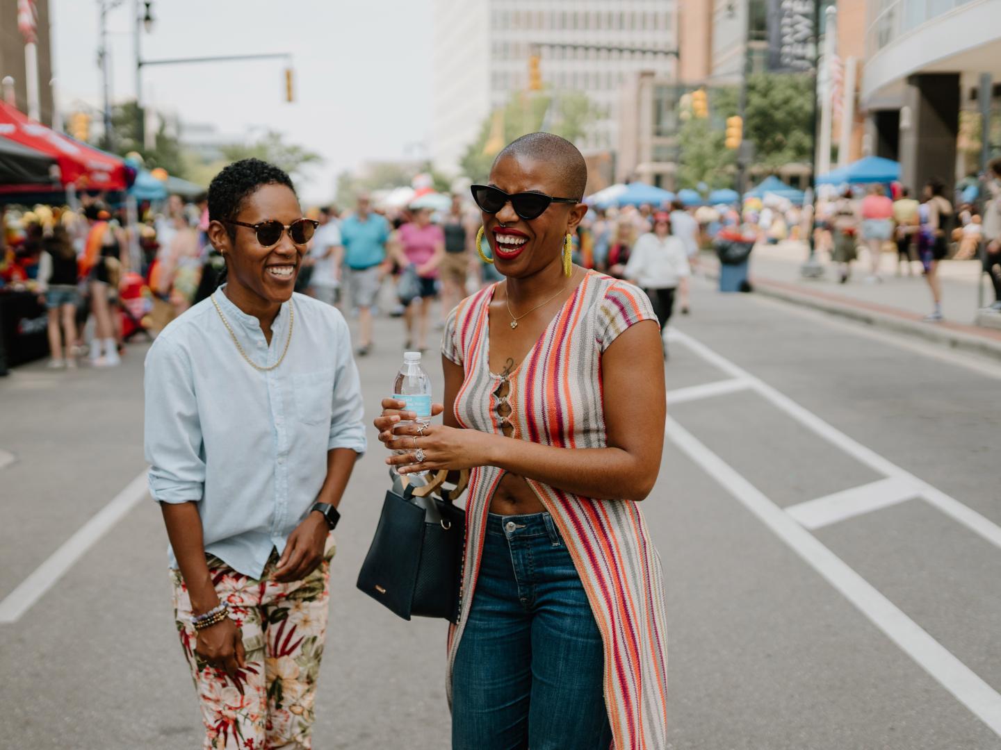 ミシガン州グランドラピッズで開催されるグランドラピッズ・プライド・フェスティバルの祝祭