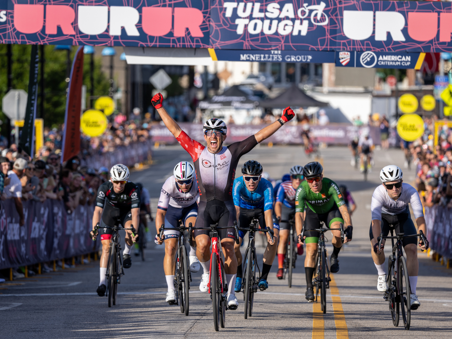 털사 터프 자전거 경주에 참가한 선수들, 오클라호마주 털사