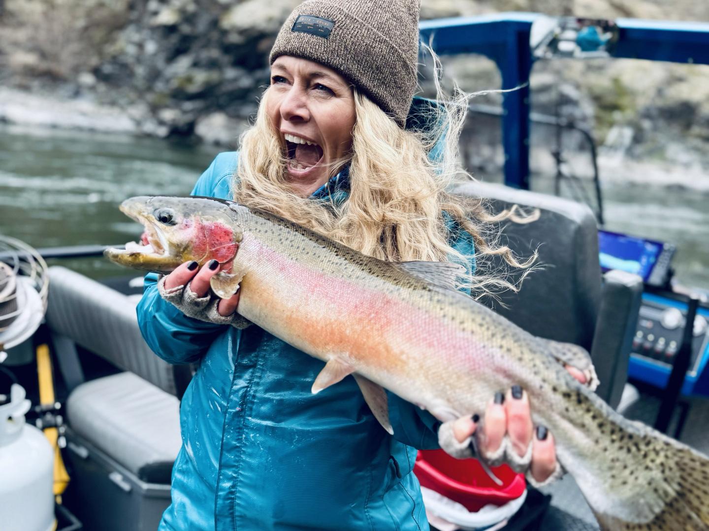 Una gran captura durante el Steelhead Derby & Expo en Lewiston, Idaho