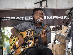 Concert au Center for Southern Folklore Festival