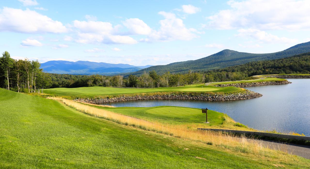 Golfe de primeira classe no Stowe Mountain Resort em Vermont