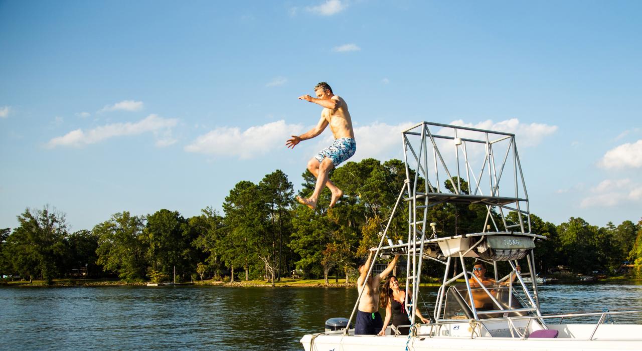 Paseo en bote en el Lake Murray en Carolina del Sur