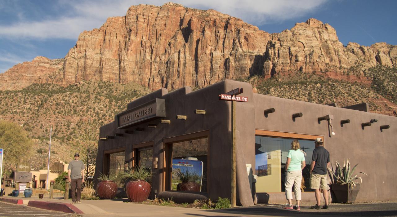 Local art galleries at Springdale near Zion National Park, Utah