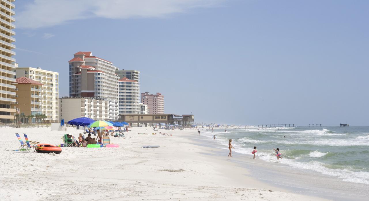 Moments agréables en famille sur la plage, à Gulf Shores