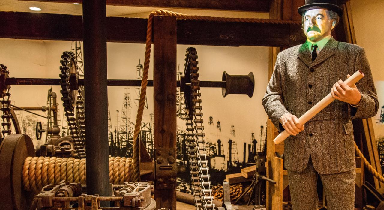 Detailing the discovery of oil at the Spindletop-Gladys City Boomtown Museum 