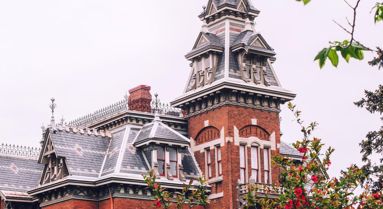 베일 맨션의 인상적인 건축물