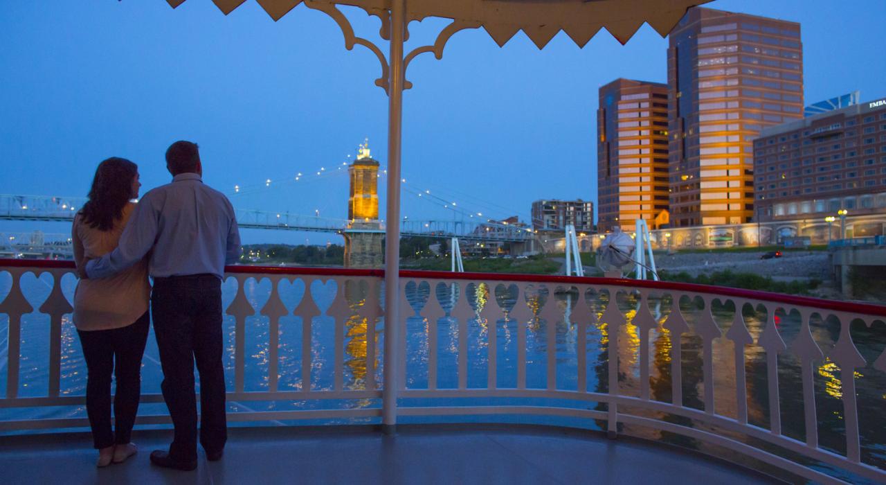 俯瞰俄亥俄河，尽享浪漫时光