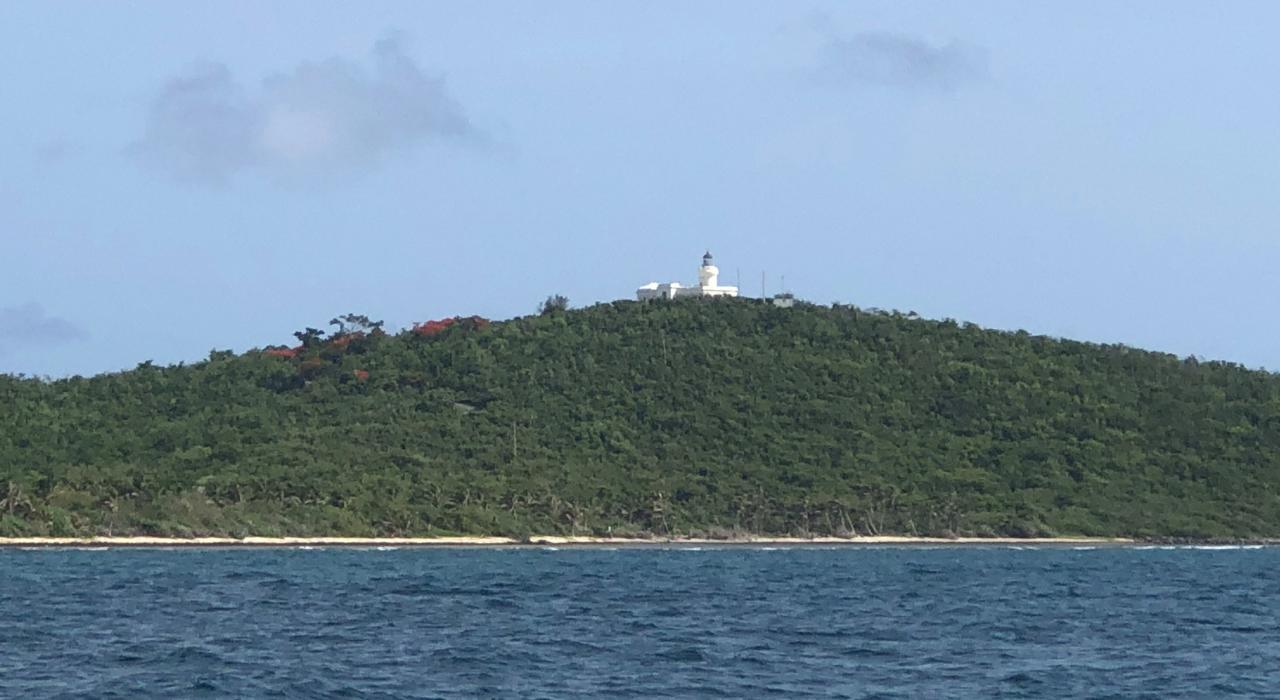 圣胡安角灯塔，法哈多地平线上的地标