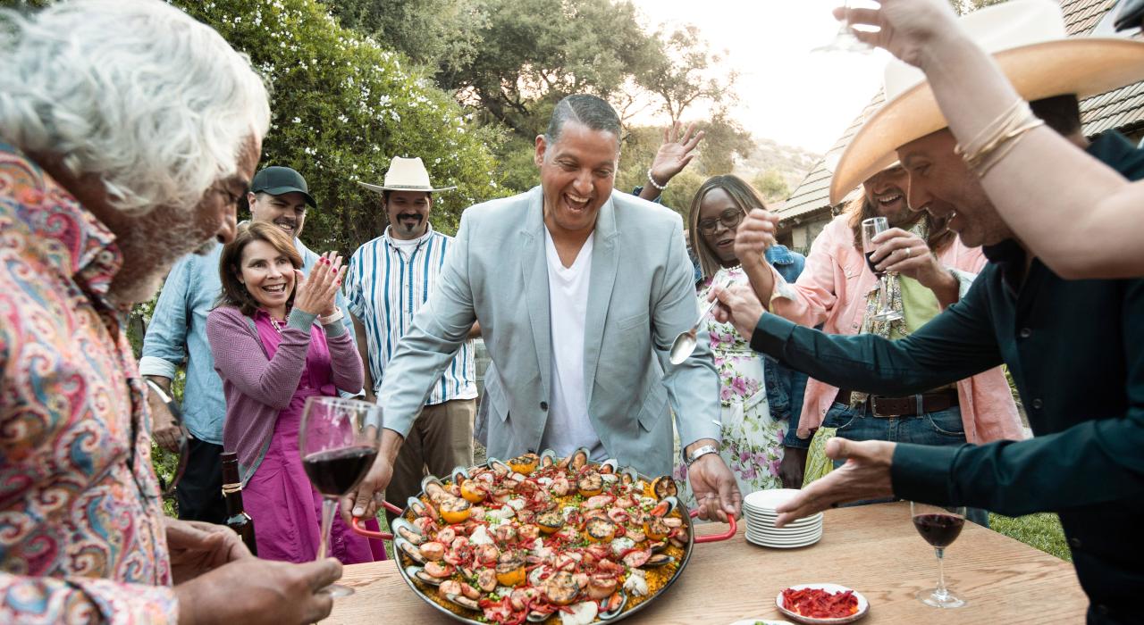 ファーム・トゥ・テーブル（農場から食卓へ）やエスニック料理、大胆な料理など、さまざまなレストランがあります